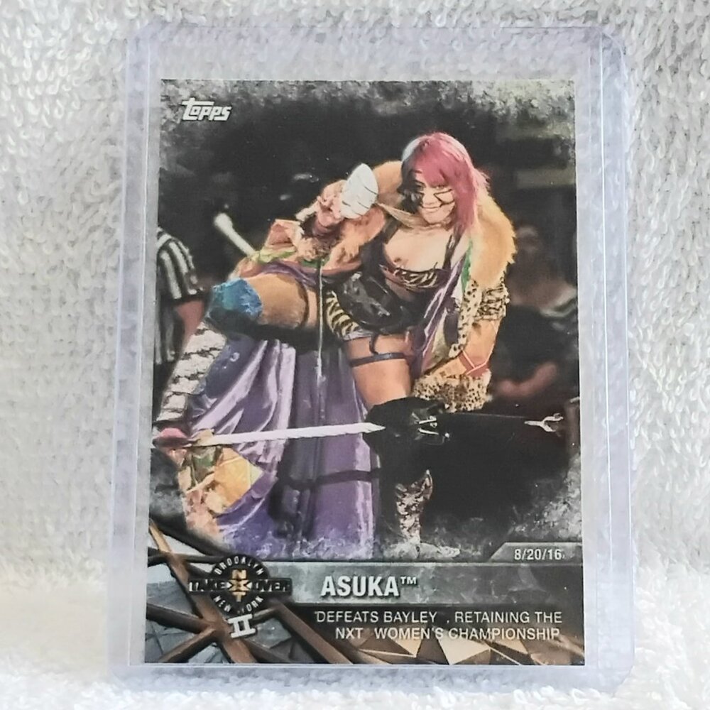 5/$20 Mint 2017 Topps Asuka WWE/NXT Divas Card NXT-21!!